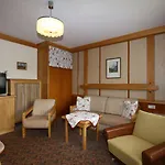 Hermann, Apartment *