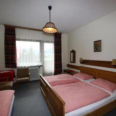 Hermann, Apartment *