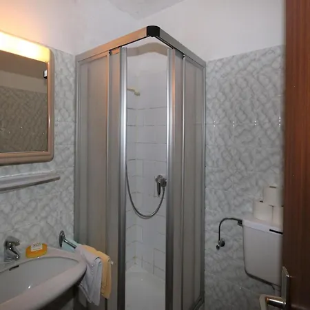 Hermann, Apartment *